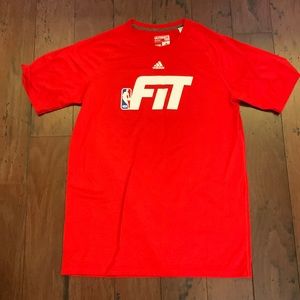 Adidas Red NBA Fit Short Sleeve T-Shirt Size LT Vintage